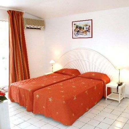 Le Marouba Hotel Le Carbet Kamer foto